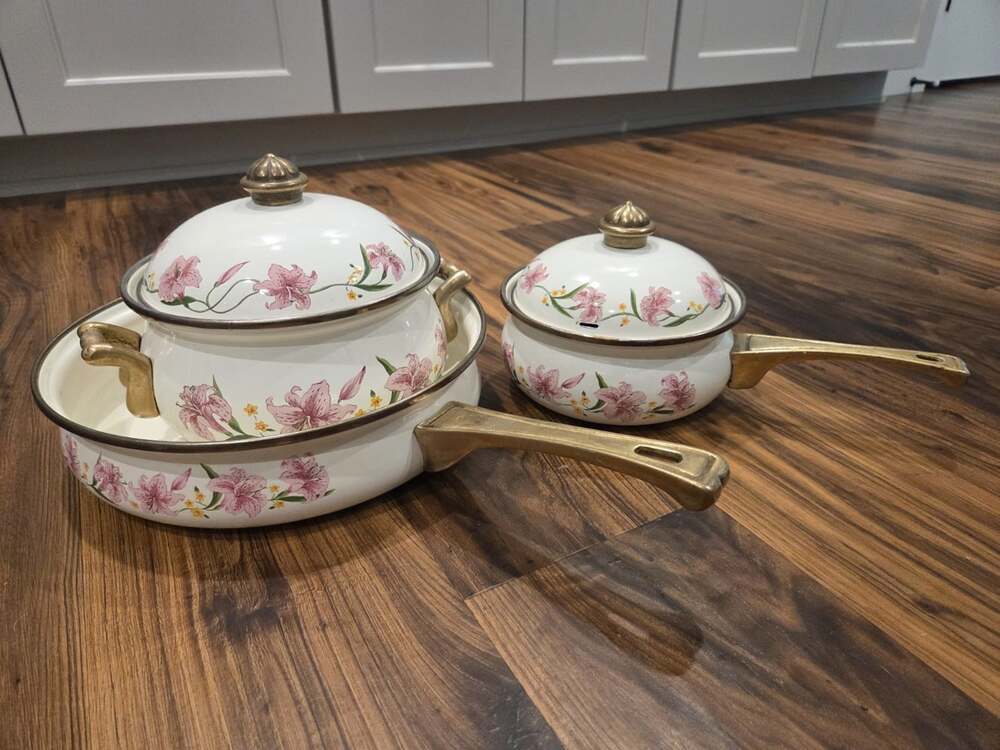 Vintage Normandy Pink Lily Enamelware Cookware Set Brass Floral 3Pc - Picture 12 of 12